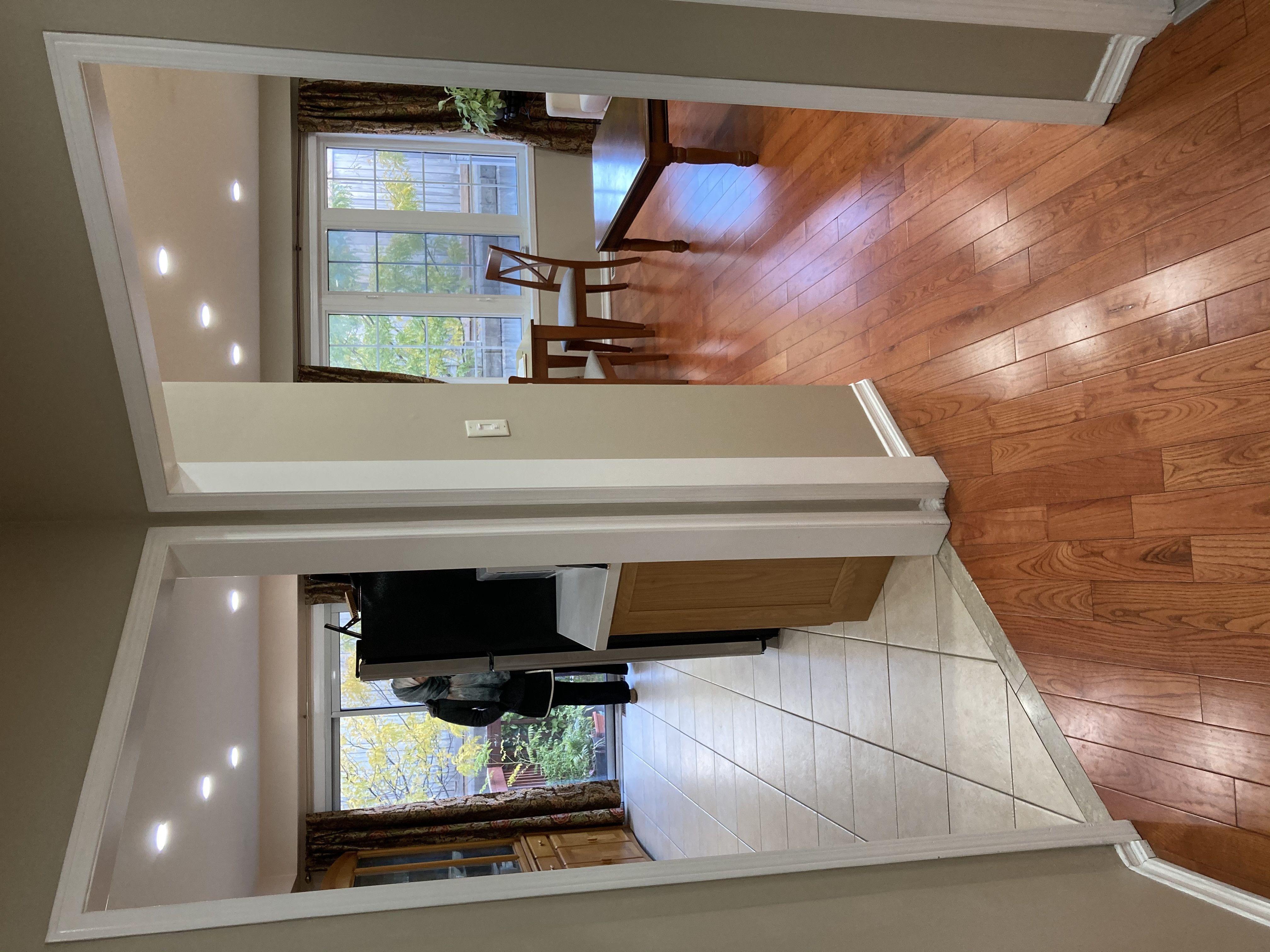 6035 Bidwell Trail, Mississauga, ON L5V 3E1, Canada