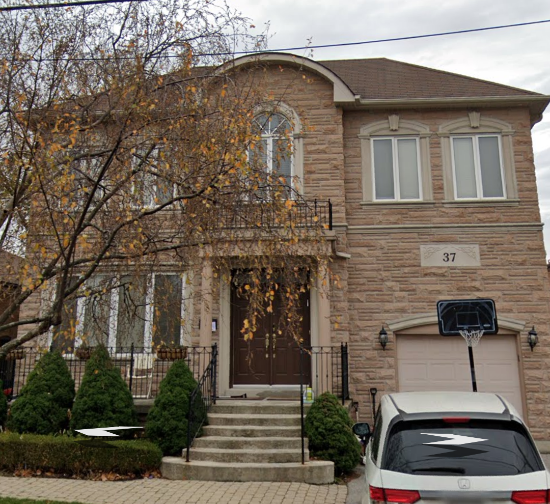 Sultana Avenue near Bathurst Street